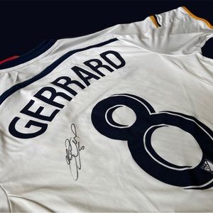 *SIGNED* Steven Gerrard LA Galaxy Kit